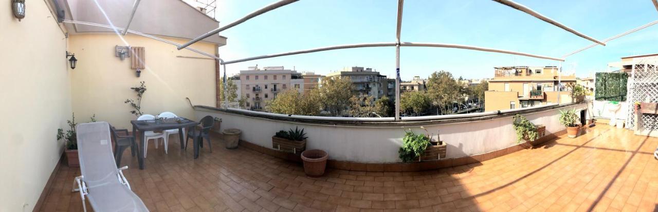 ローマLa Terrazza Del Soleアパートメント エクステリア 写真