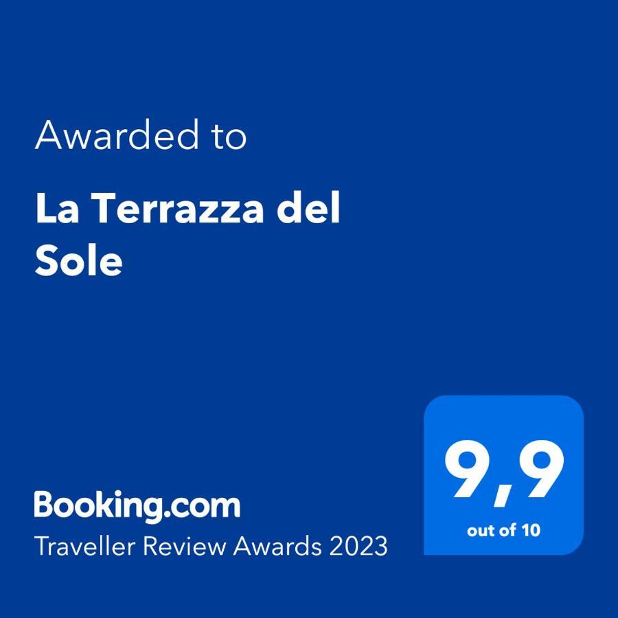 ローマLa Terrazza Del Soleアパートメント エクステリア 写真